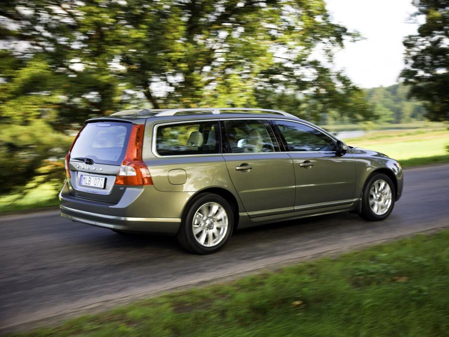  Volvo V70 T6 2007 года  (фото 8 из 64)